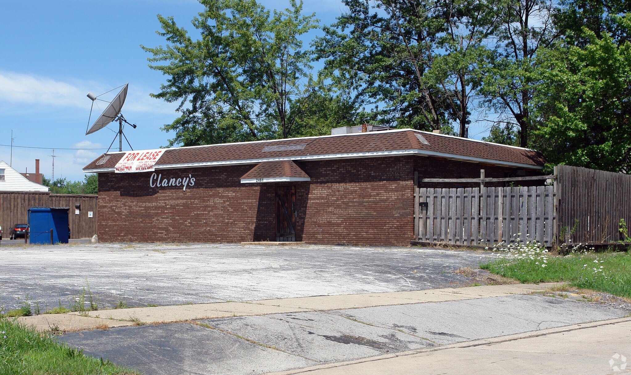 2461 Youngstown Rd SE, Warren, OH for sale Primary Photo- Image 1 of 1