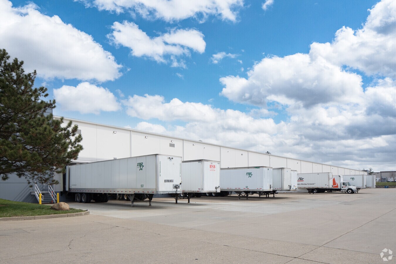 1835 Airport Exchange Blvd, Erlanger, KY 41018