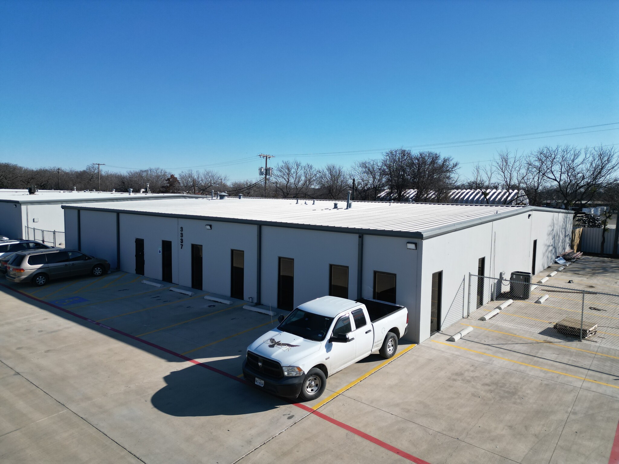 3337 E Loop 820 S, Fort Worth, TX for lease Building Photo- Image 1 of 8