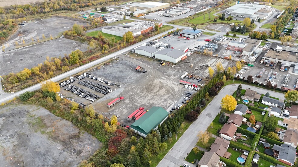 1205 Rue Lemire, Saint-hyacinthe, QC for sale - Aerial - Image 2 of 12