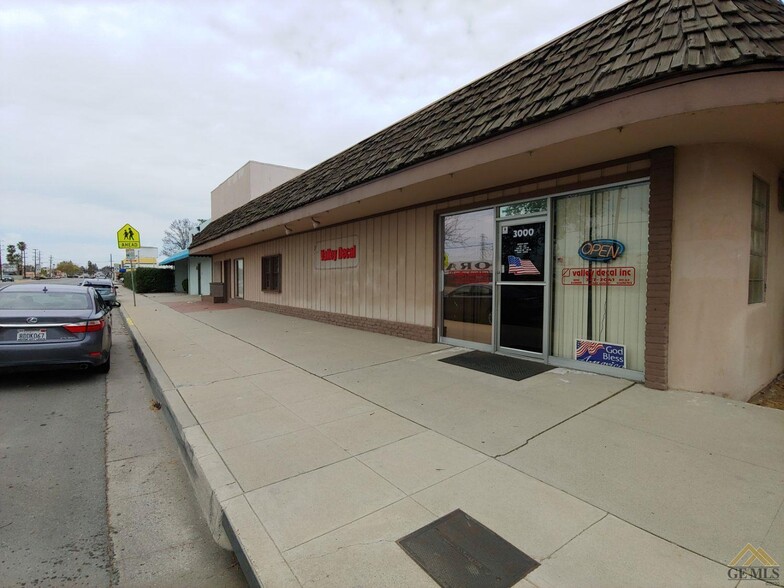 3000-3012 Union Ave, Bakersfield, CA for sale - Building Photo - Image 1 of 1