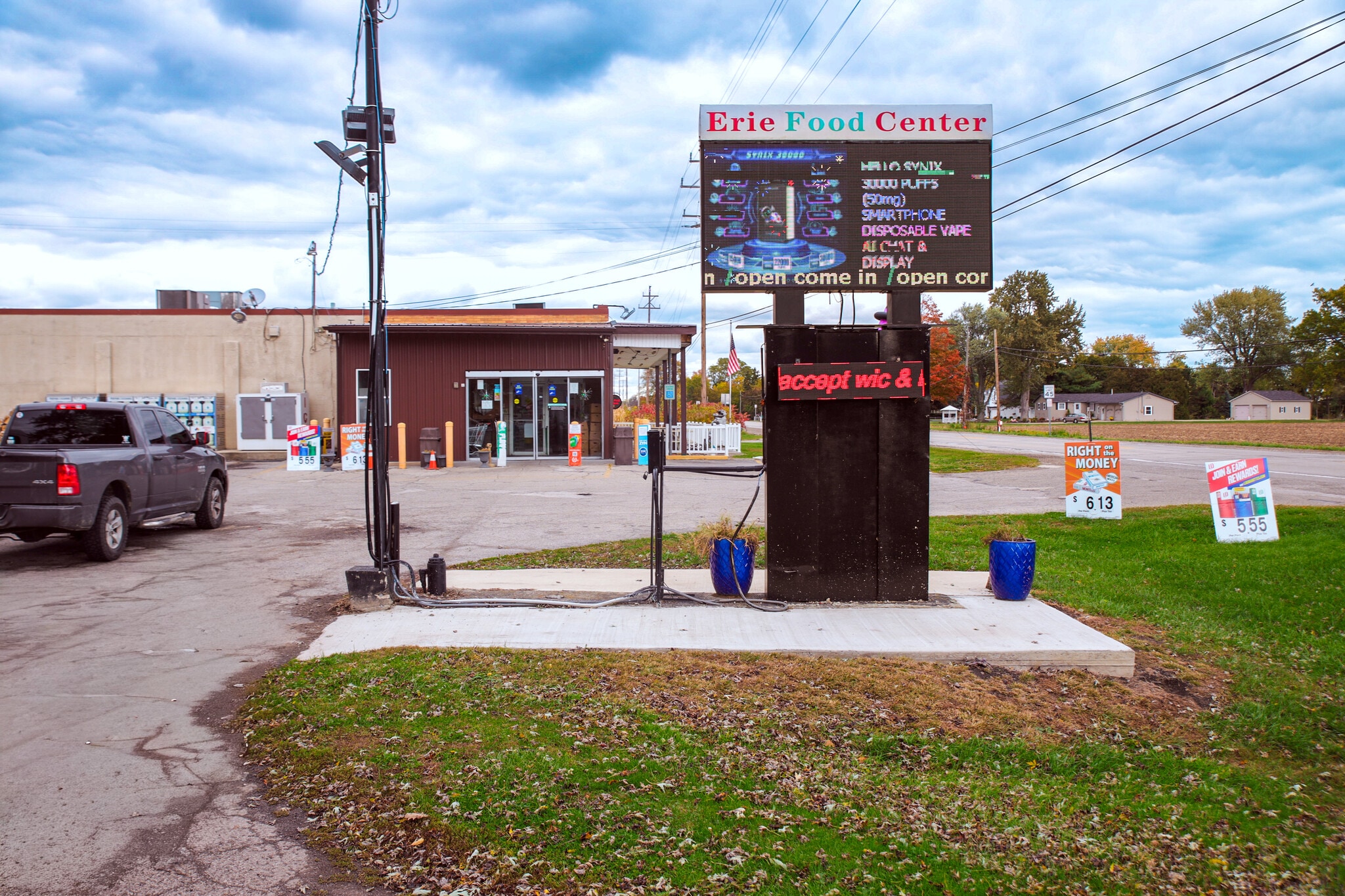 9875 S Dixie Hwy, Erie, MI for sale Building Photo- Image 1 of 65
