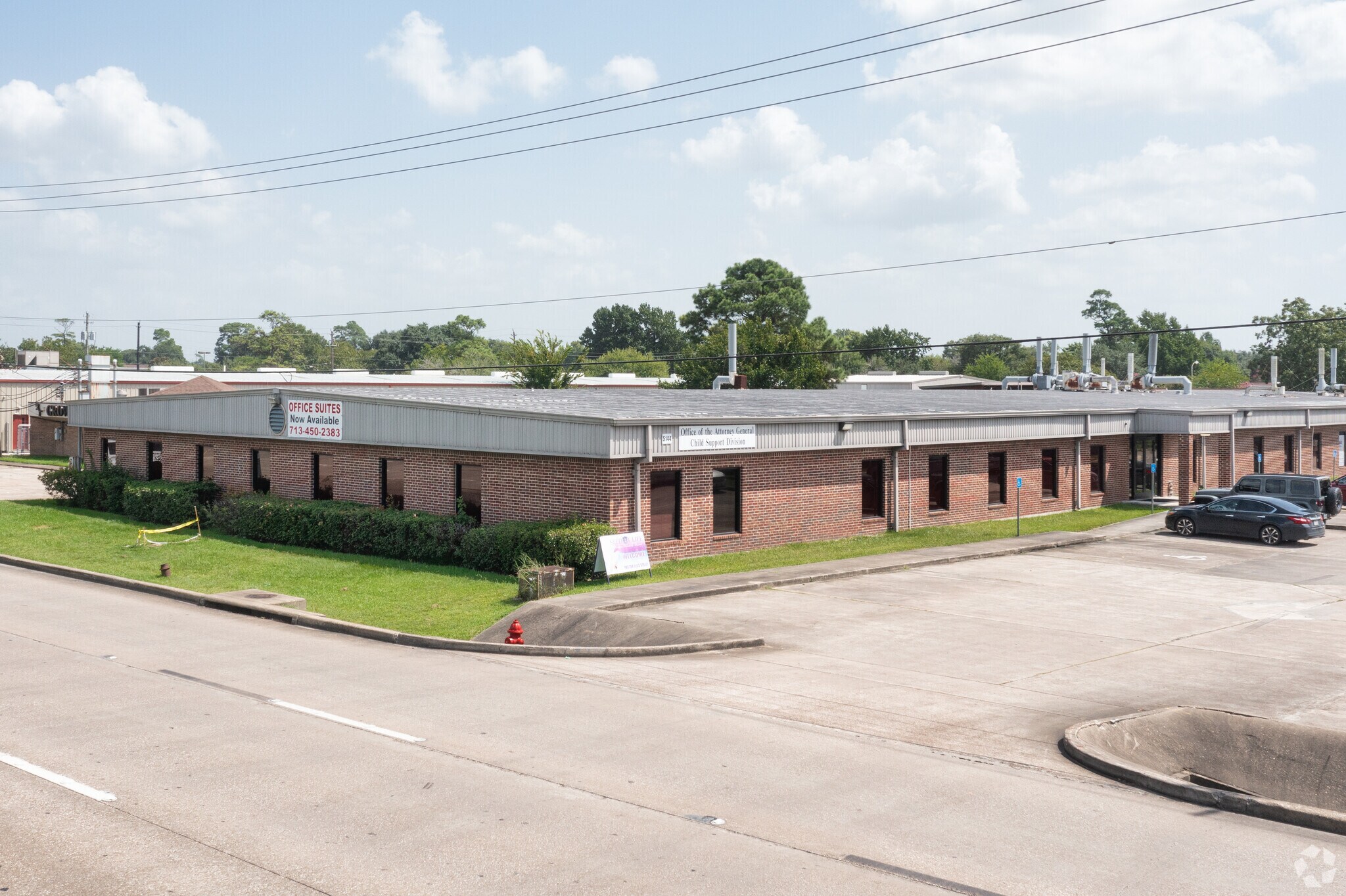 5144 E Sam Houston Pky N, Houston, TX for lease Building Photo- Image 1 of 5