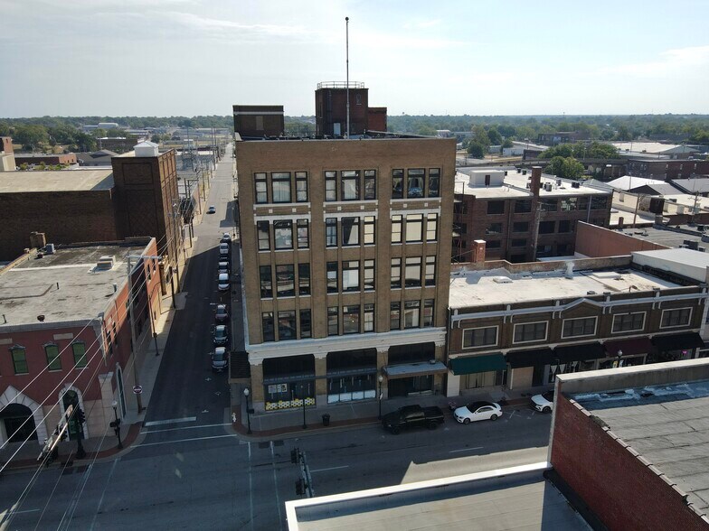 501 S Main St, Joplin, MO for lease - Building Photo - Image 1 of 16