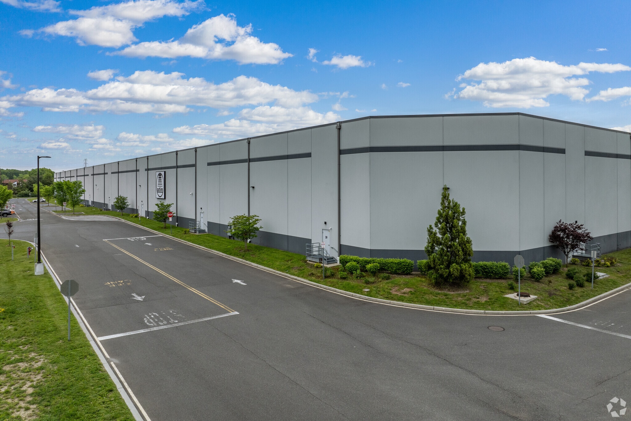 1600 Livingston Ave, North Brunswick, NJ 08902 Industrial for Lease