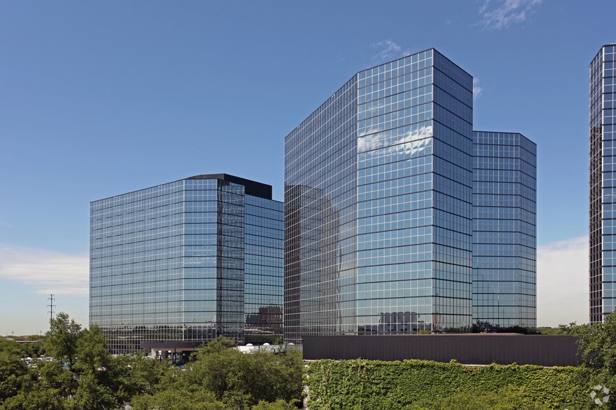 5420 Lyndon B Johnson Fwy, Dallas, TX for lease - Building Photo - Image 3 of 8