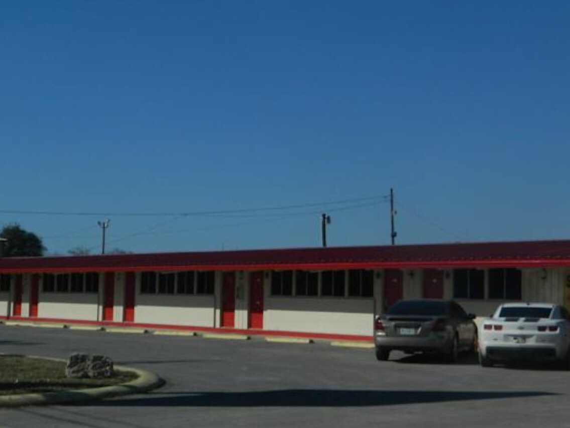 808 E Riley St, Freer, TX for sale Building Photo- Image 1 of 1