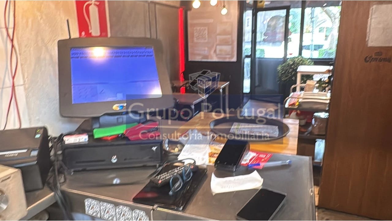 Retail in Madrid, Madrid for lease Interior Photo- Image 1 of 6