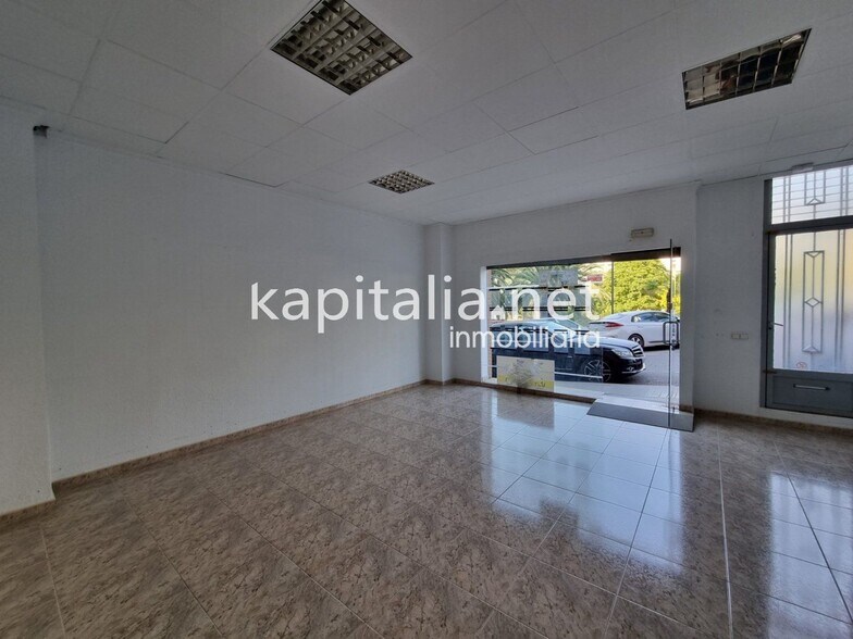 Retail in Ontinyent, Valencia for sale - Building Photo - Image 1 of 4