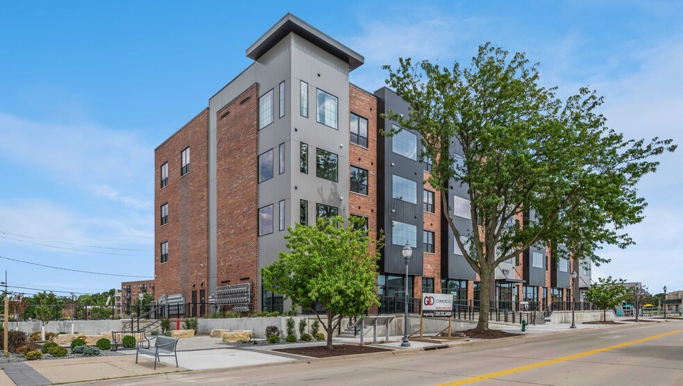 1220 3rd St SE, Cedar Rapids, IA for lease - Building Photo - Image 3 of 13