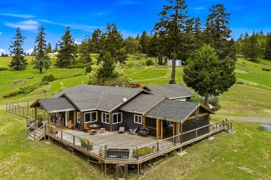 549 Brown Rd, Myers Flat, CA for sale - Building Photo - Image 3 of 38