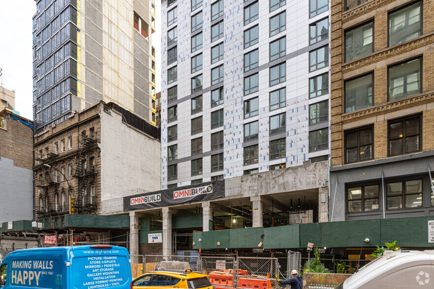 140 W 28th St, New York, NY for sale - Building Photo - Image 1 of 4