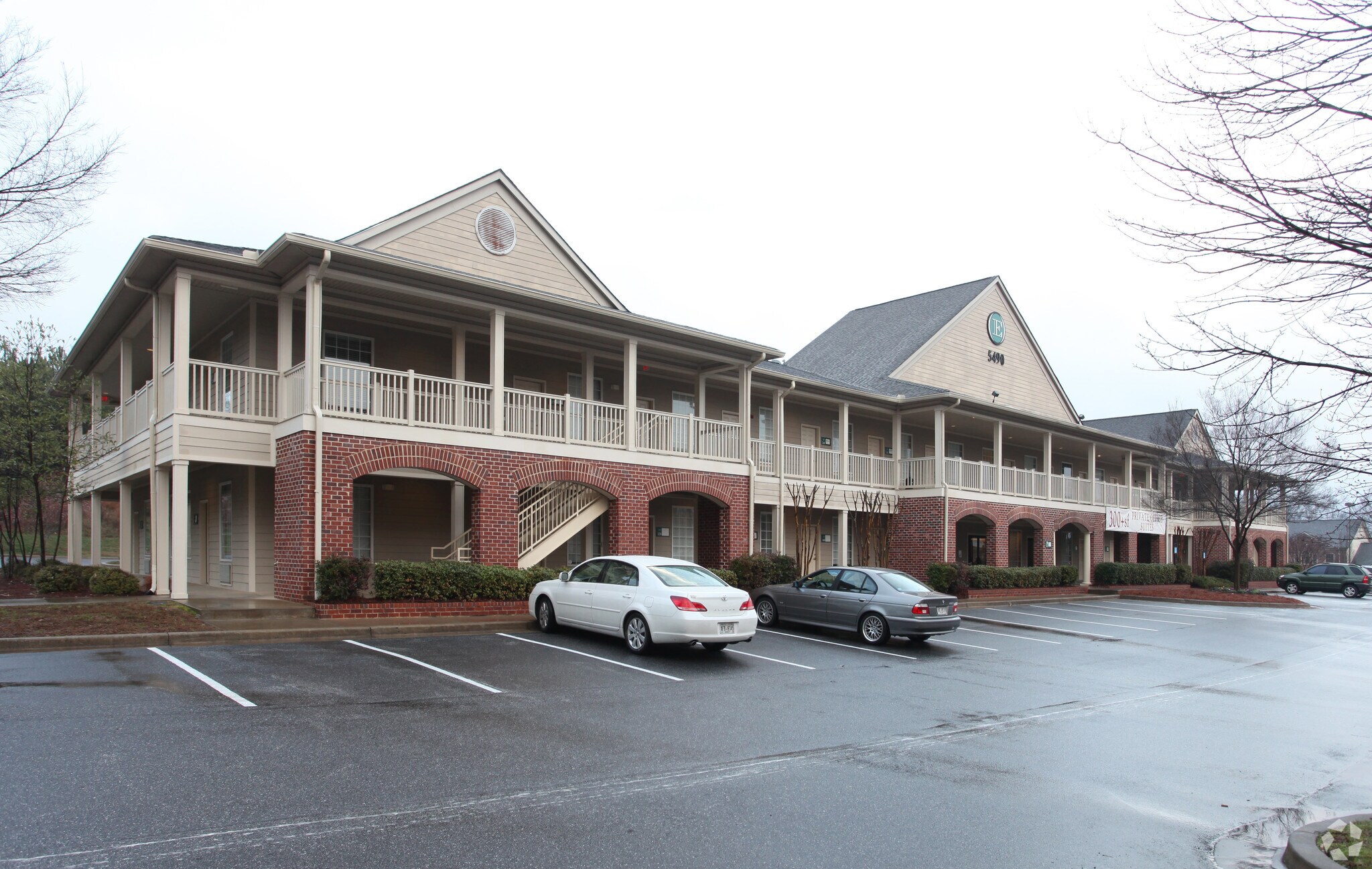 5490 McGinnis Village Pl, Alpharetta, GA for sale Primary Photo- Image 1 of 1