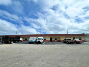 4740-4754 NE 12th Ave, Fort Lauderdale, FL for lease Building Photo- Image 1 of 6