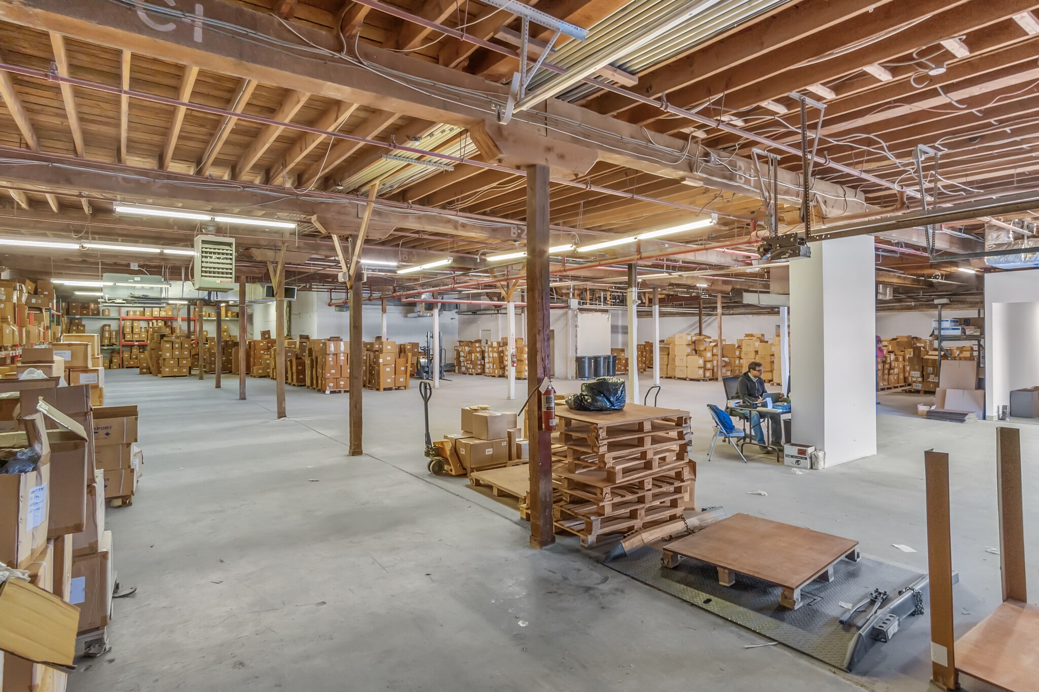 801 N East St, Frederick, MD for lease Building Photo- Image 1 of 5