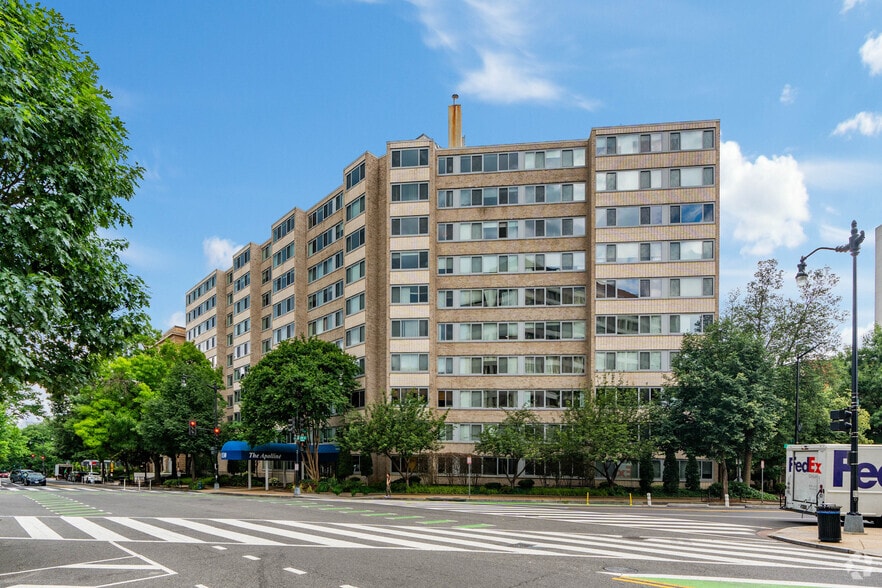 1330 New Hampshire Ave NW, Washington, DC for sale - Building Photo - Image 3 of 7
