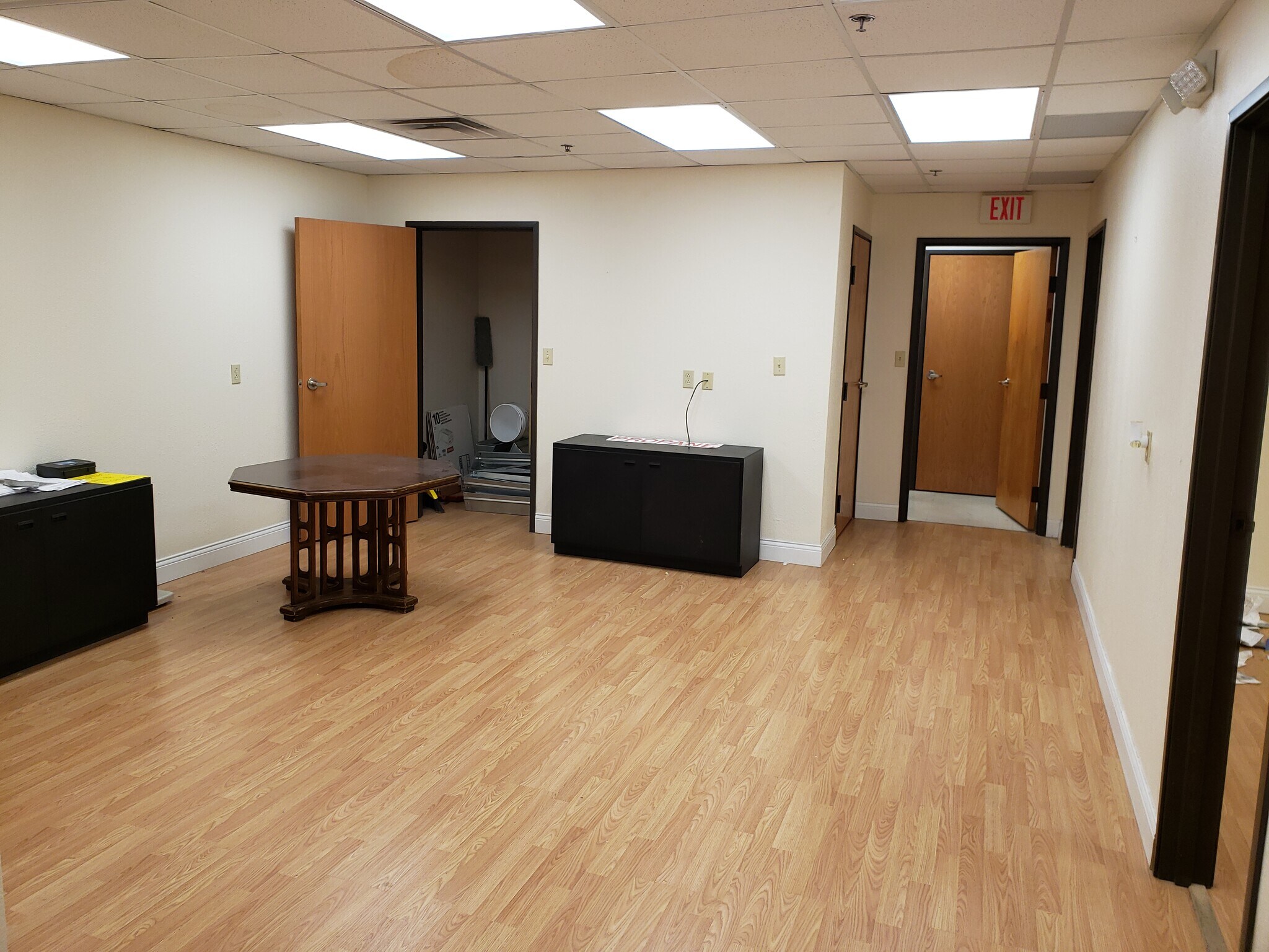 6902 NW Cache Rd, Lawton, OK for sale Interior Photo- Image 1 of 1