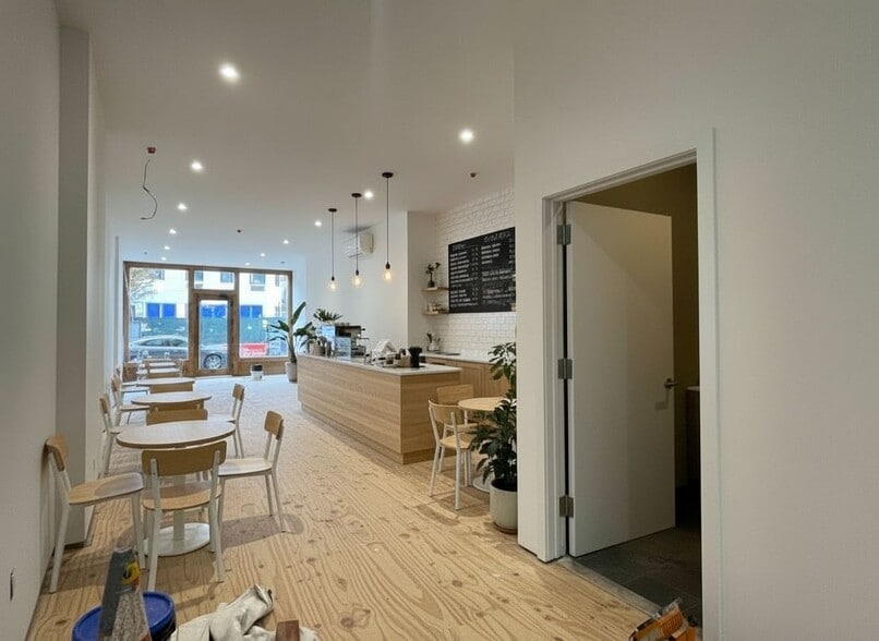 1156 Fulton St, Brooklyn, NY for lease - Building Photo - Image 3 of 7