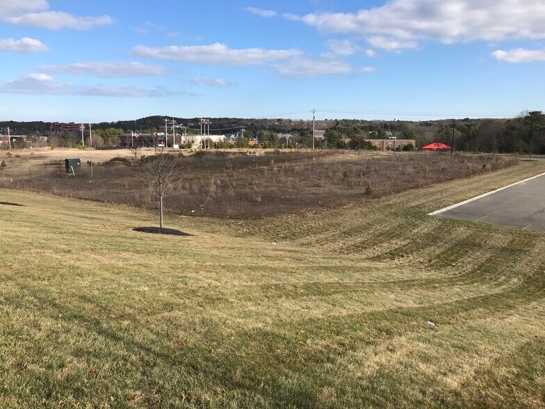 144 Industrial Park Rd, Plymouth, MA 02360