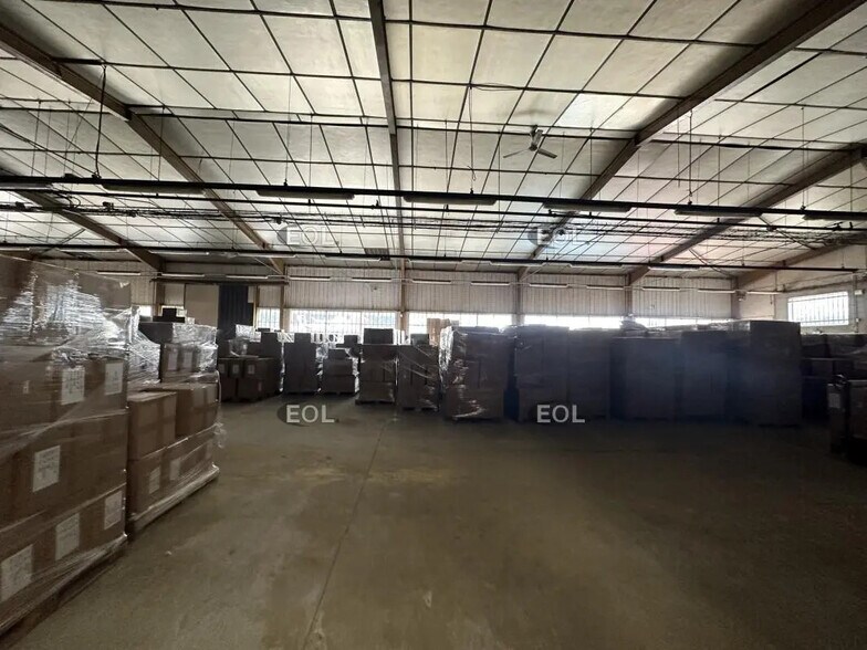 Industrial in Meaux for lease - Interior Photo - Image 3 of 8