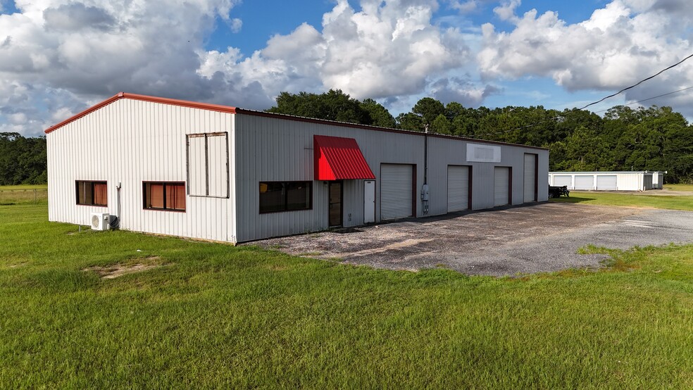 6193 E US Highway 84, Cowarts, AL for lease - Building Photo - Image 1 of 15