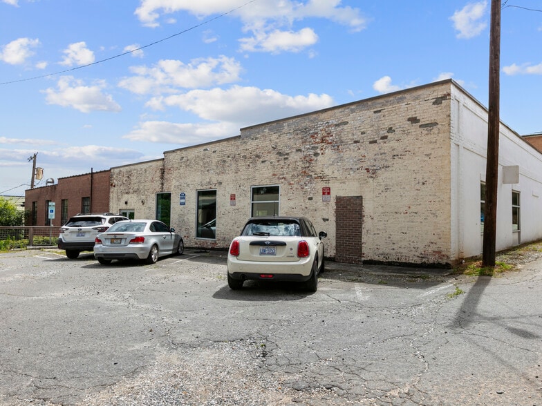 37 N Broad St, Brevard, NC for sale - Building Photo - Image 2 of 13