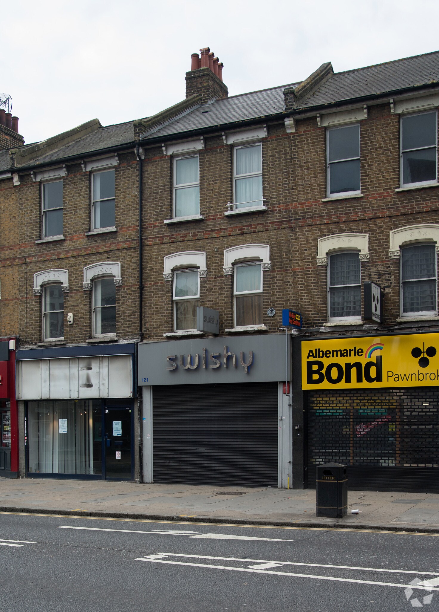 121 High Rd, London for sale Primary Photo- Image 1 of 1