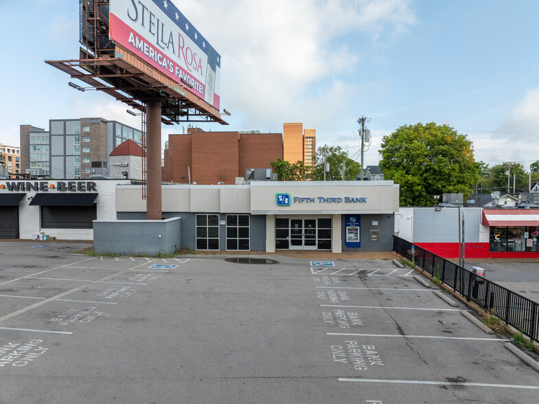 2814 W End Ave, Nashville, TN for lease - Building Photo - Image 2 of 10