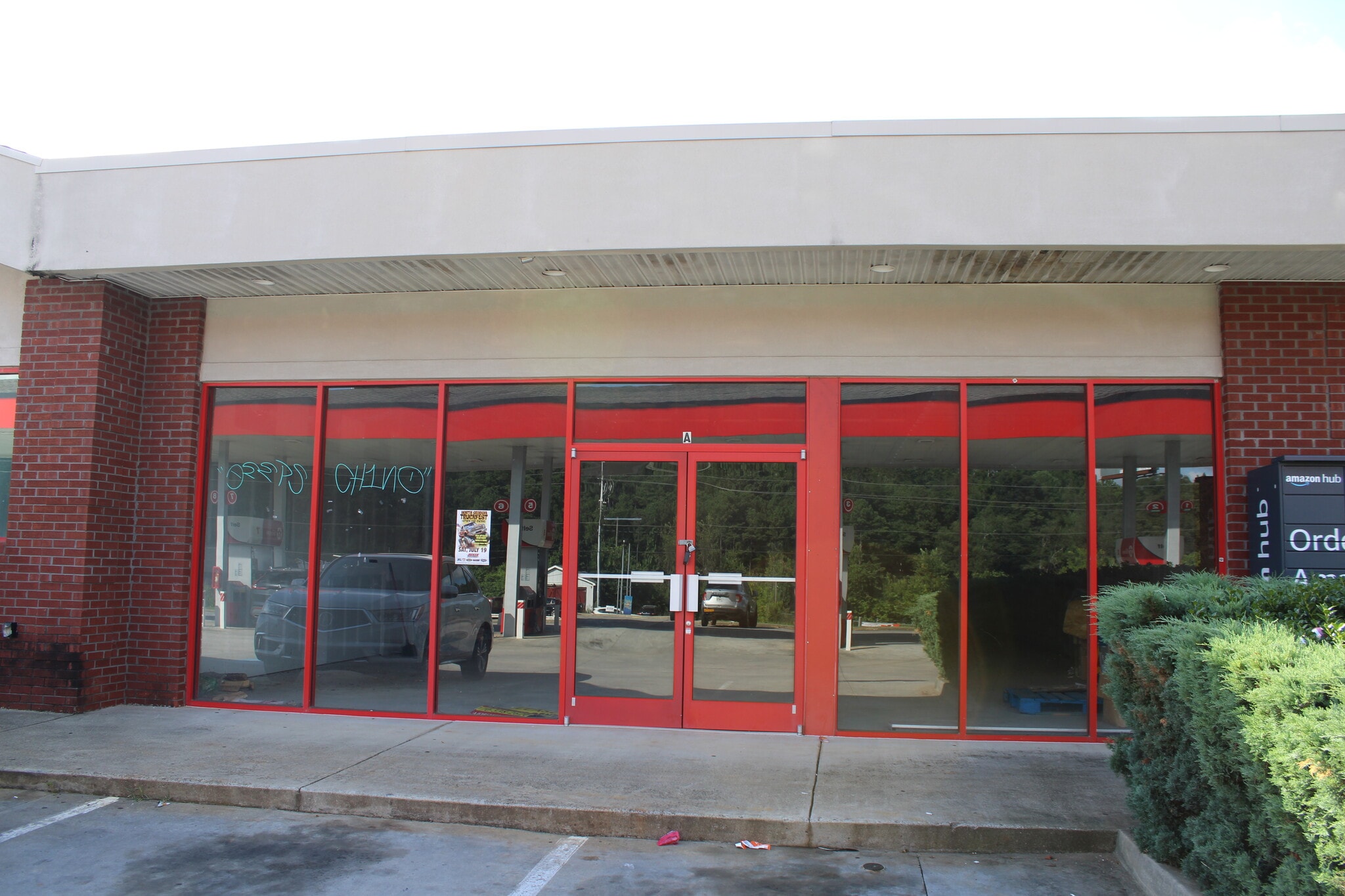 5698-5702 Highway 20, Cartersville, GA for lease Interior Photo- Image 1 of 8