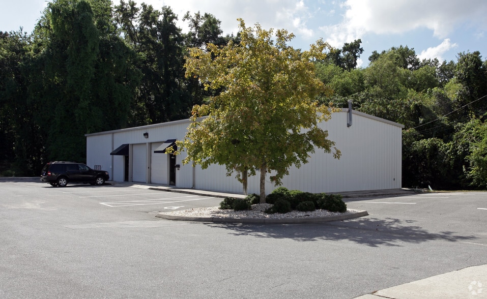 7604A Waters Ave, Savannah, GA for lease - Primary Photo - Image 1 of 1