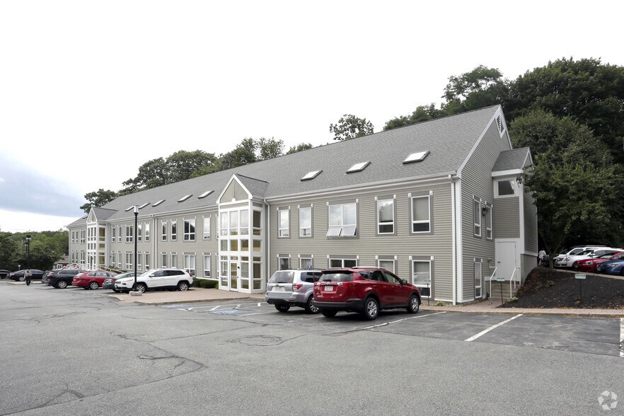 491 Maple St, Danvers, MA for sale - Building Photo - Image 1 of 1