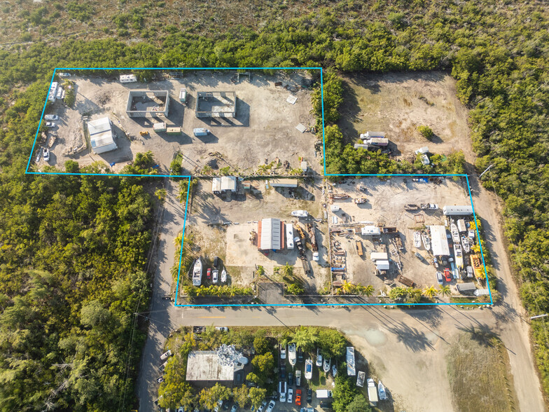 30230 Paradise Ln, Big Pine Key, FL for sale - Building Photo - Image 2 of 13