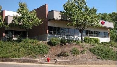 943 Mission de Oro Dr, Redding, CA 96003 | LoopNet