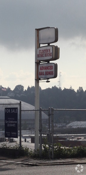 2301-2313 Tacoma Ave S, Tacoma, WA for lease - Building Photo - Image 3 of 5