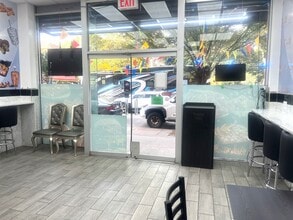 244 Knickerbocker Ave, Brooklyn, NY for lease Interior Photo- Image 1 of 12