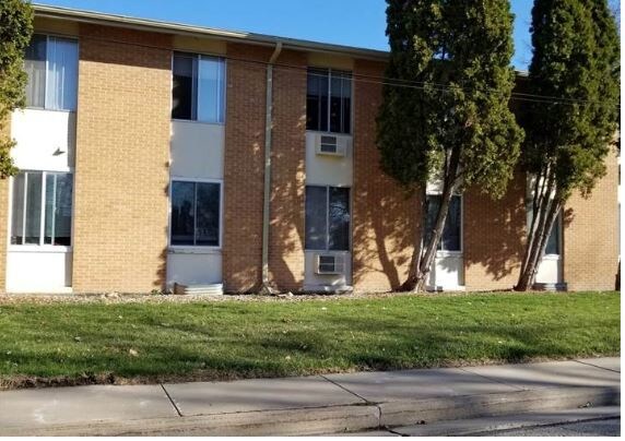 1020 Vine Ave, Oshkosh, WI for sale Building Photo- Image 1 of 1