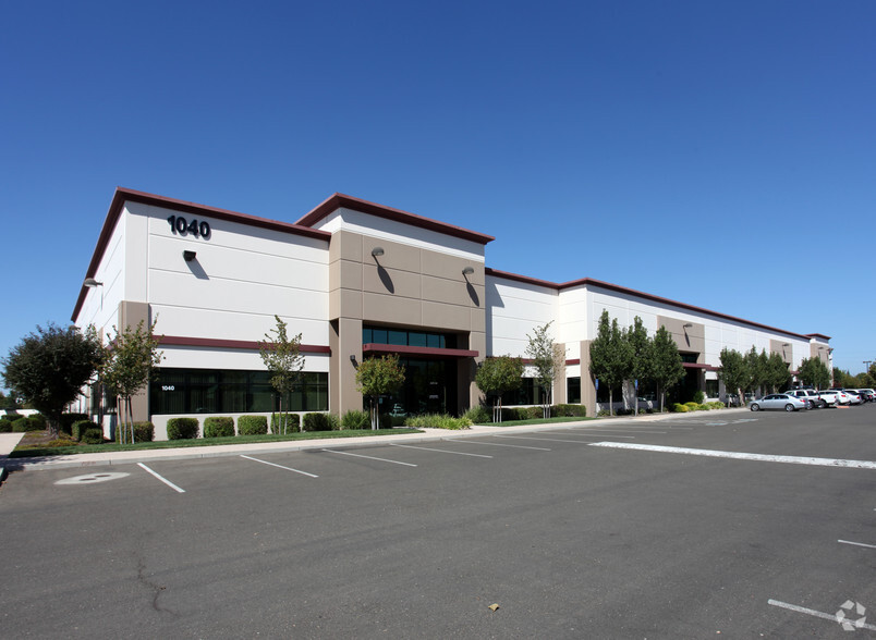 1030-1050 Riverside Pky, West Sacramento, CA for sale - Building Photo - Image 1 of 1