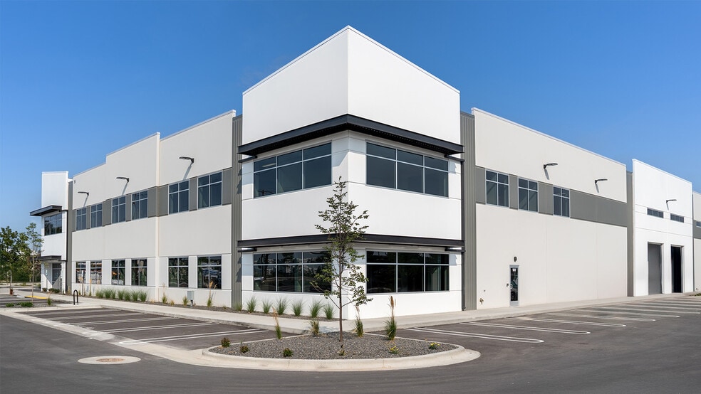 56 N. Benchmark ave, Meridian, ID for lease - Building Photo - Image 1 of 3