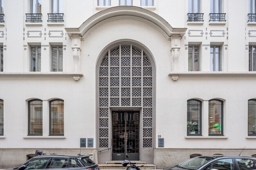 Multifamily in Lyon for sale - Building Photo - Image 2 of 3