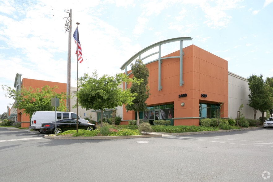 5466 Gateway Plaza Dr, Benicia, CA for lease - Primary Photo - Image 1 of 5