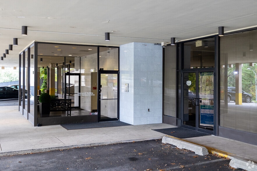 1107 Kenilworth Dr, Towson, MD for lease - Building Photo - Image 3 of 4