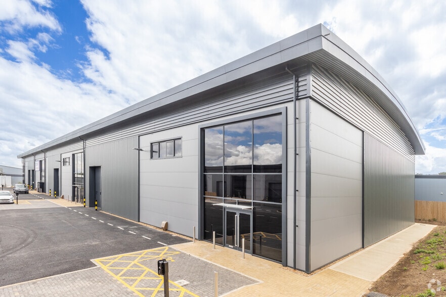 Northampton Rd, Brackley for sale - Building Photo - Image 1 of 1