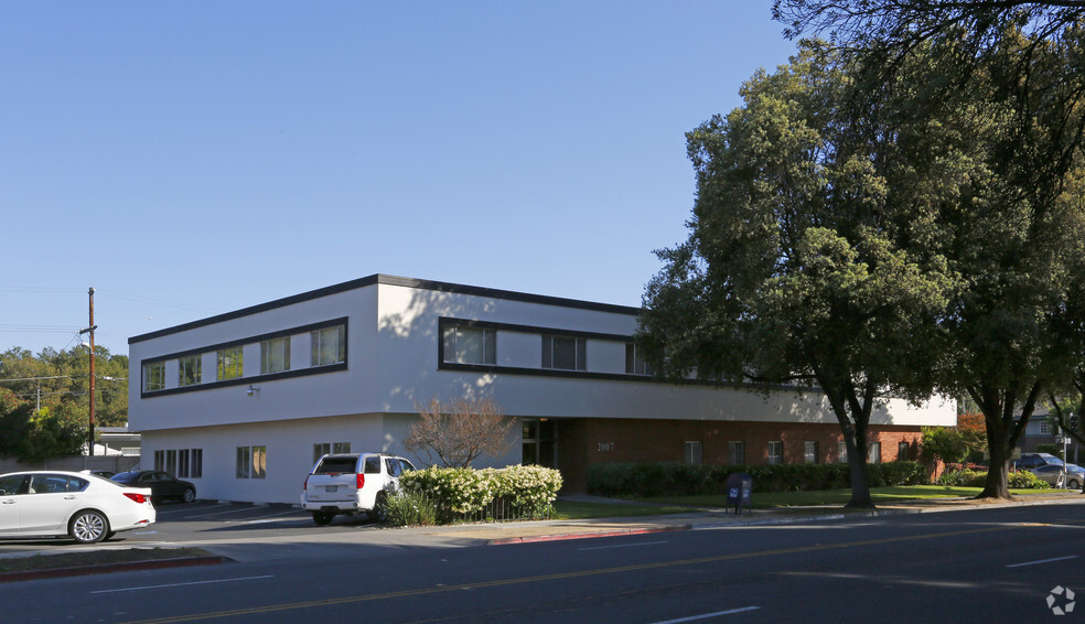 2007 W Hedding St, San Jose, CA for lease - Building Photo - Image 3 of 19