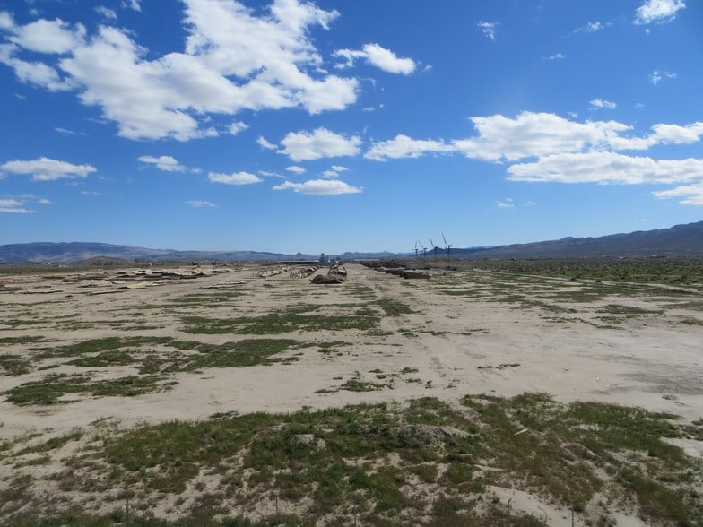 ±4AC- ±26.38 AC VACANT LAND portfolio of 5 properties for sale on LoopNet.com - Primary Photo - Image 1 of 5