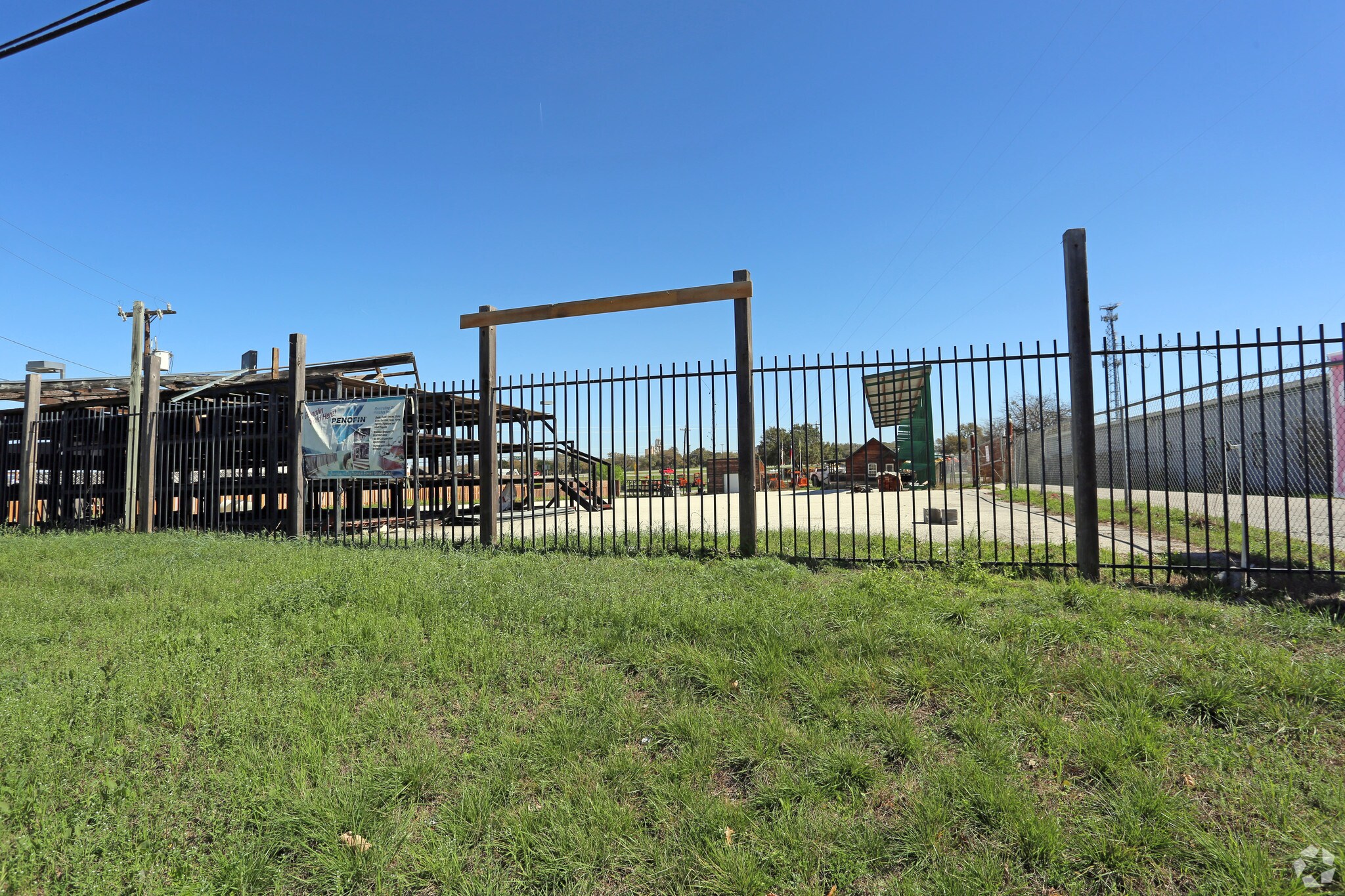 17480 Judson Rd, San Antonio, TX for sale Primary Photo- Image 1 of 1