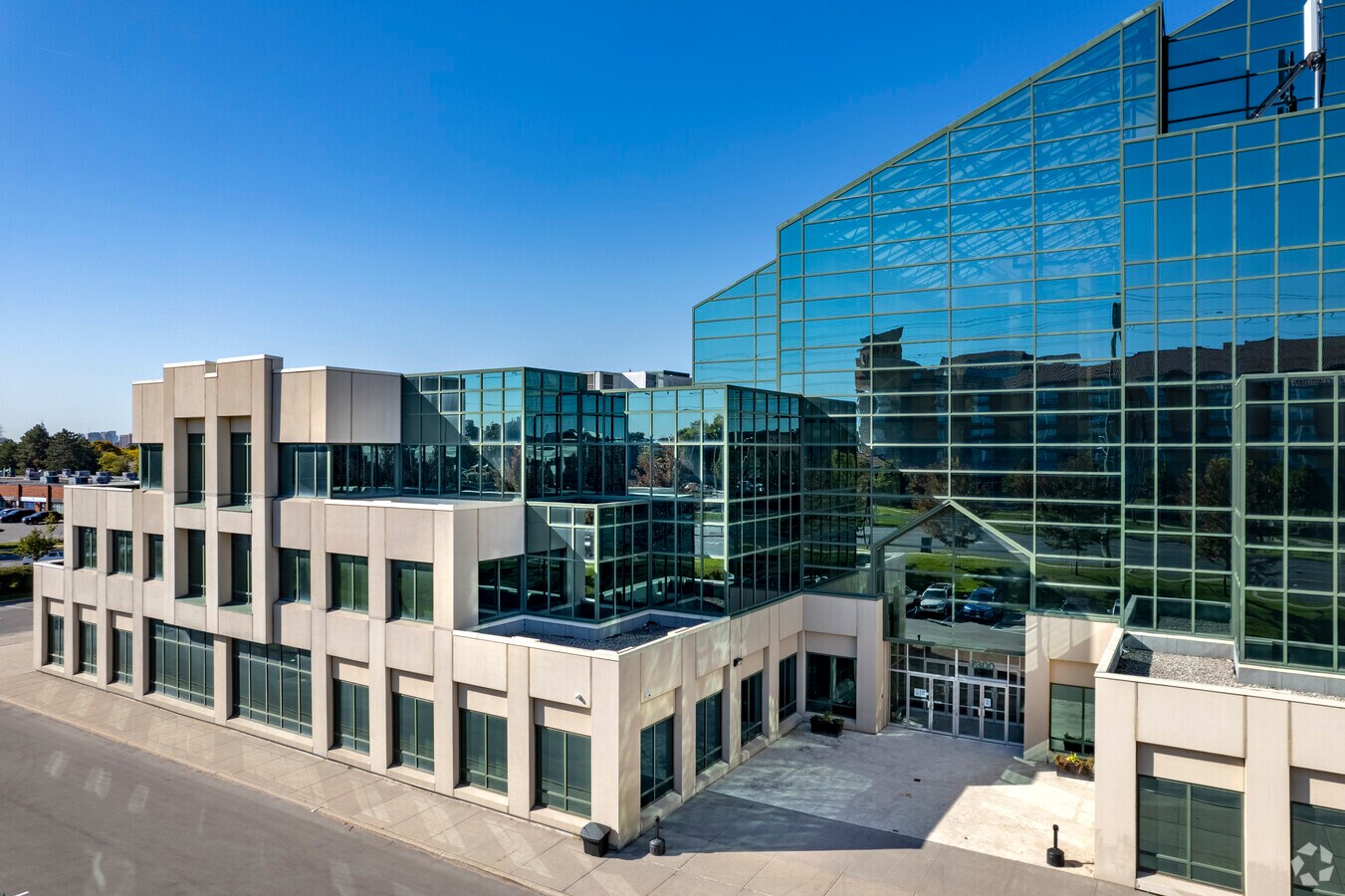 7300 Warden Ave, Markham, ON L3R 9Z6