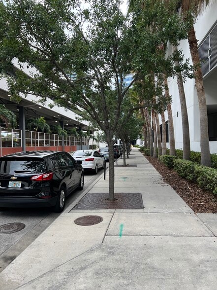 375-3 S 12th St, Tampa, FL for sale - Building Photo - Image 3 of 7