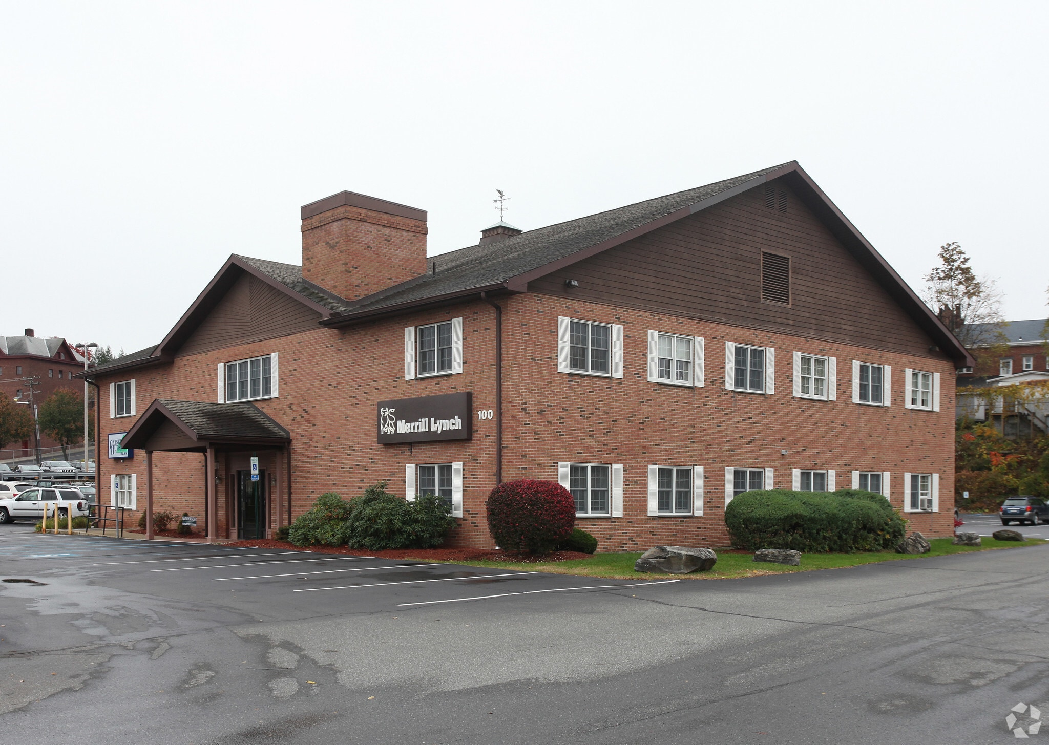 100 Stockade Dr, Kingston, NY for lease Primary Photo- Image 1 of 3