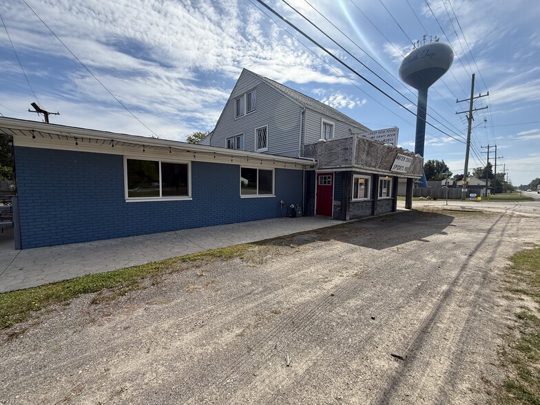 7245 Lakeshore Rd, Lexington, MI for sale - Building Photo - Image 2 of 8