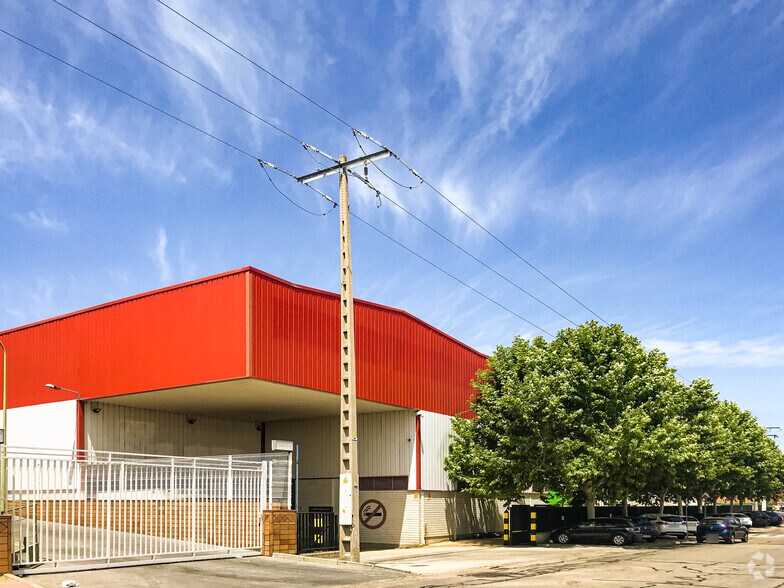 Industrial in Pinto, Madrid for lease - Building Photo - Image 2 of 8